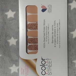 Colorstreet all wild up